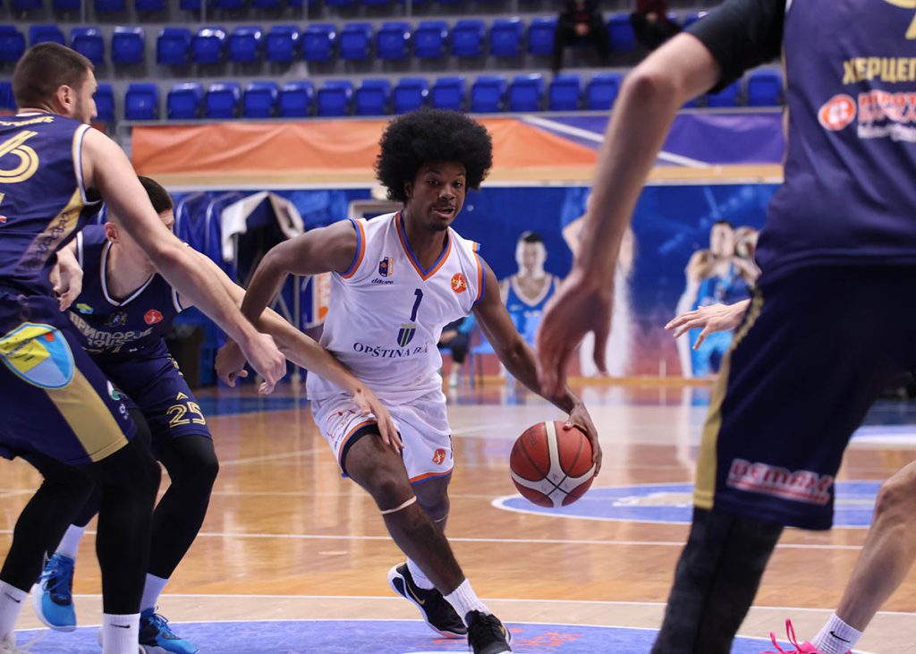 Pobjeda košarkaša Mornara nad Primorjem u derbiju kola