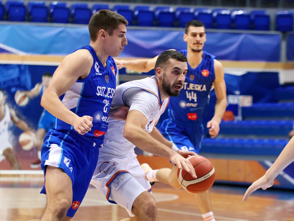 Poraz košarkaša Mornara u derbiju u Nikšiću